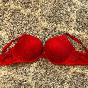 Victoria's Secret Red Lace Push-Up Bra (38DD)-NWT